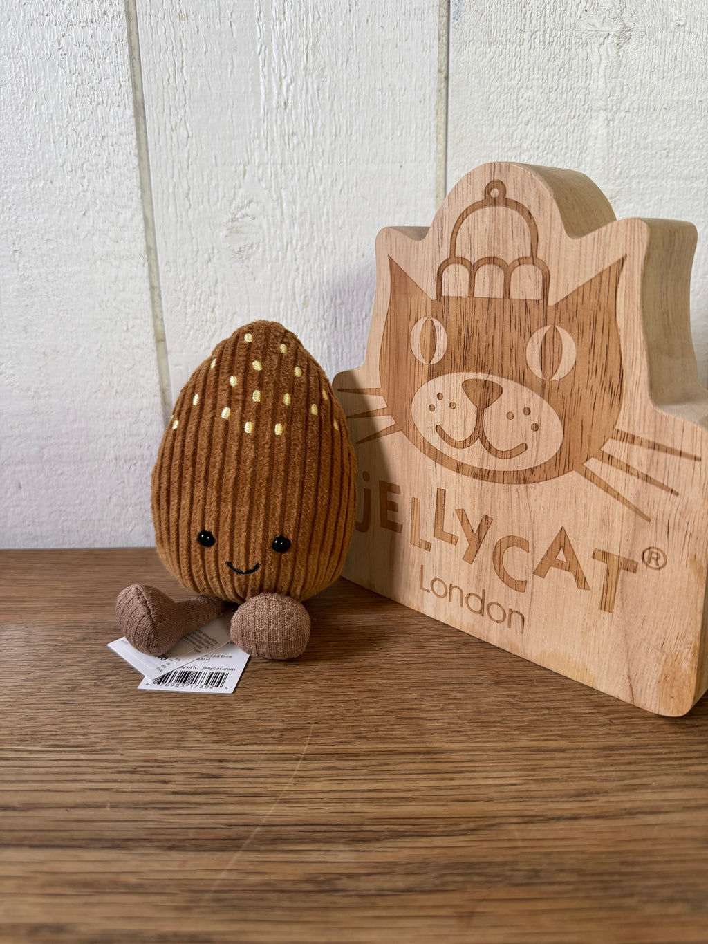 Jellycat Amuseables Candied Almond | Jellyfest Berlin Exclusive