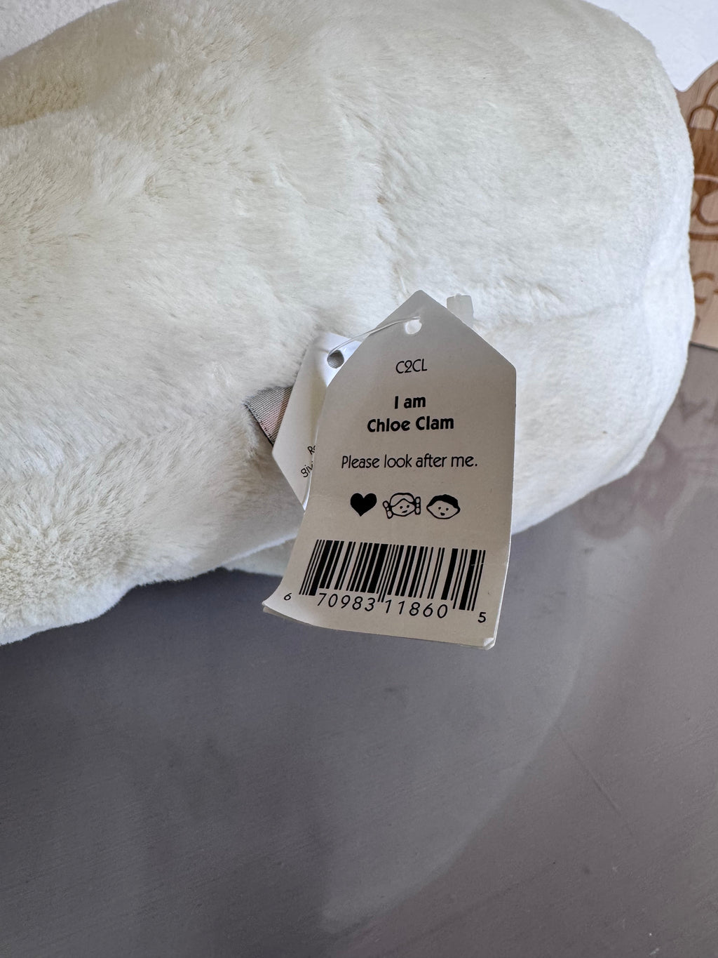 Jellycat Chloe Clam