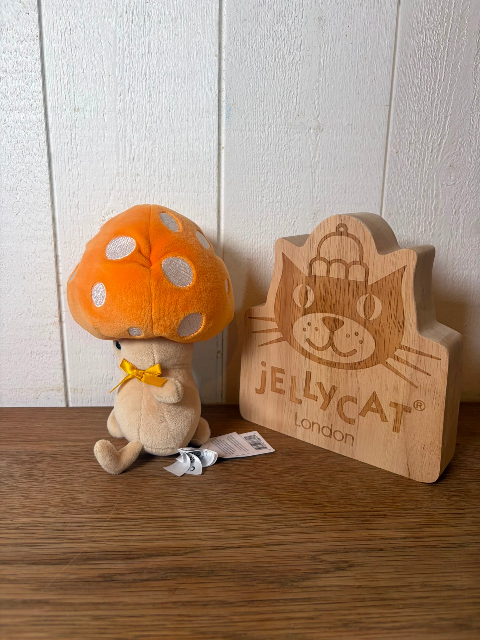 Jellycat Fun- Guy Ozzie