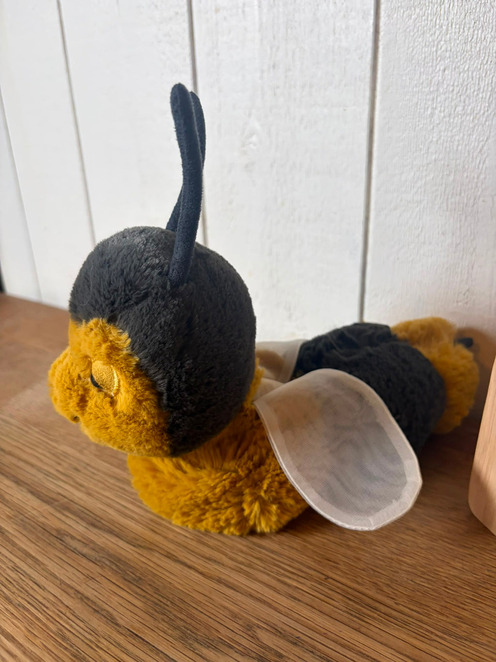 Jellycat Berta Bee