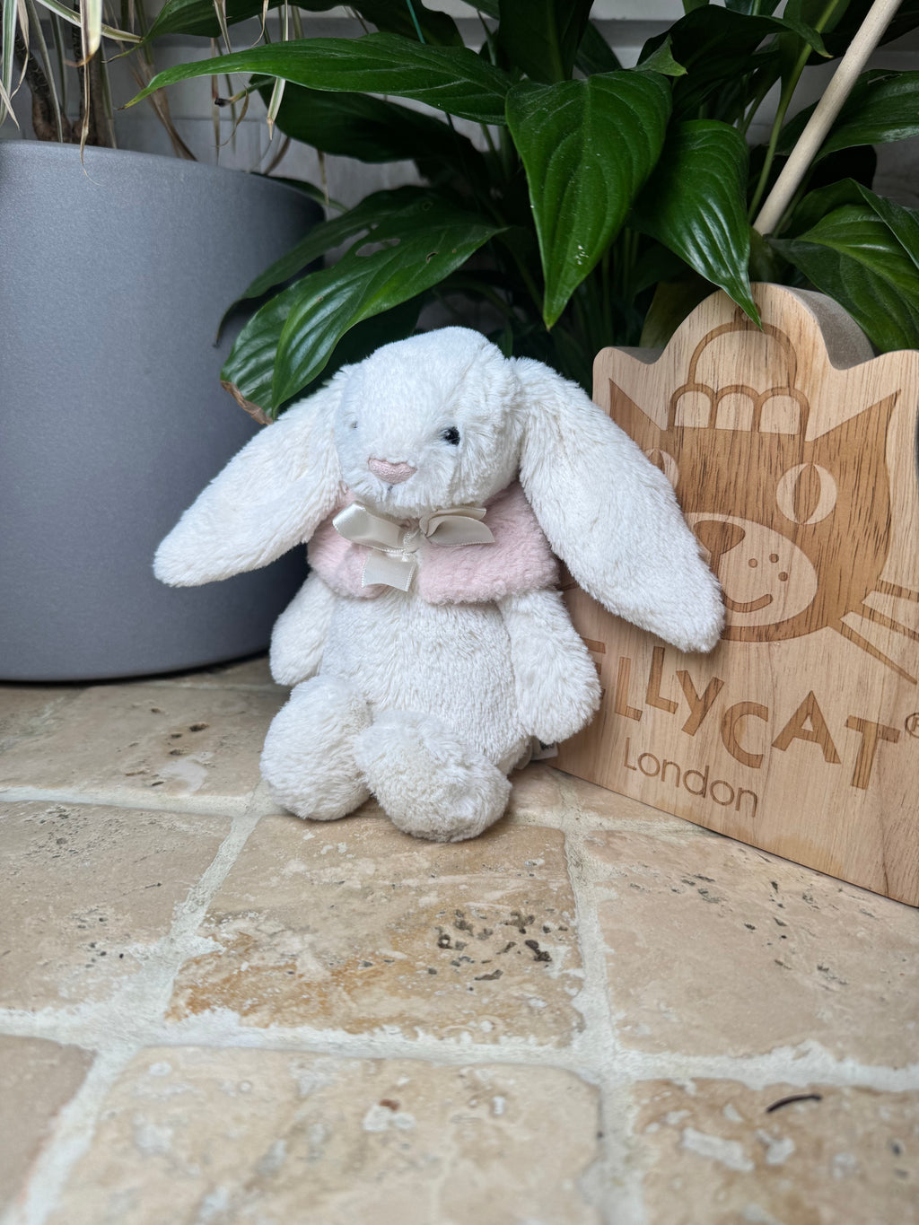 Jellycat Bashful Cream Snow Bunny