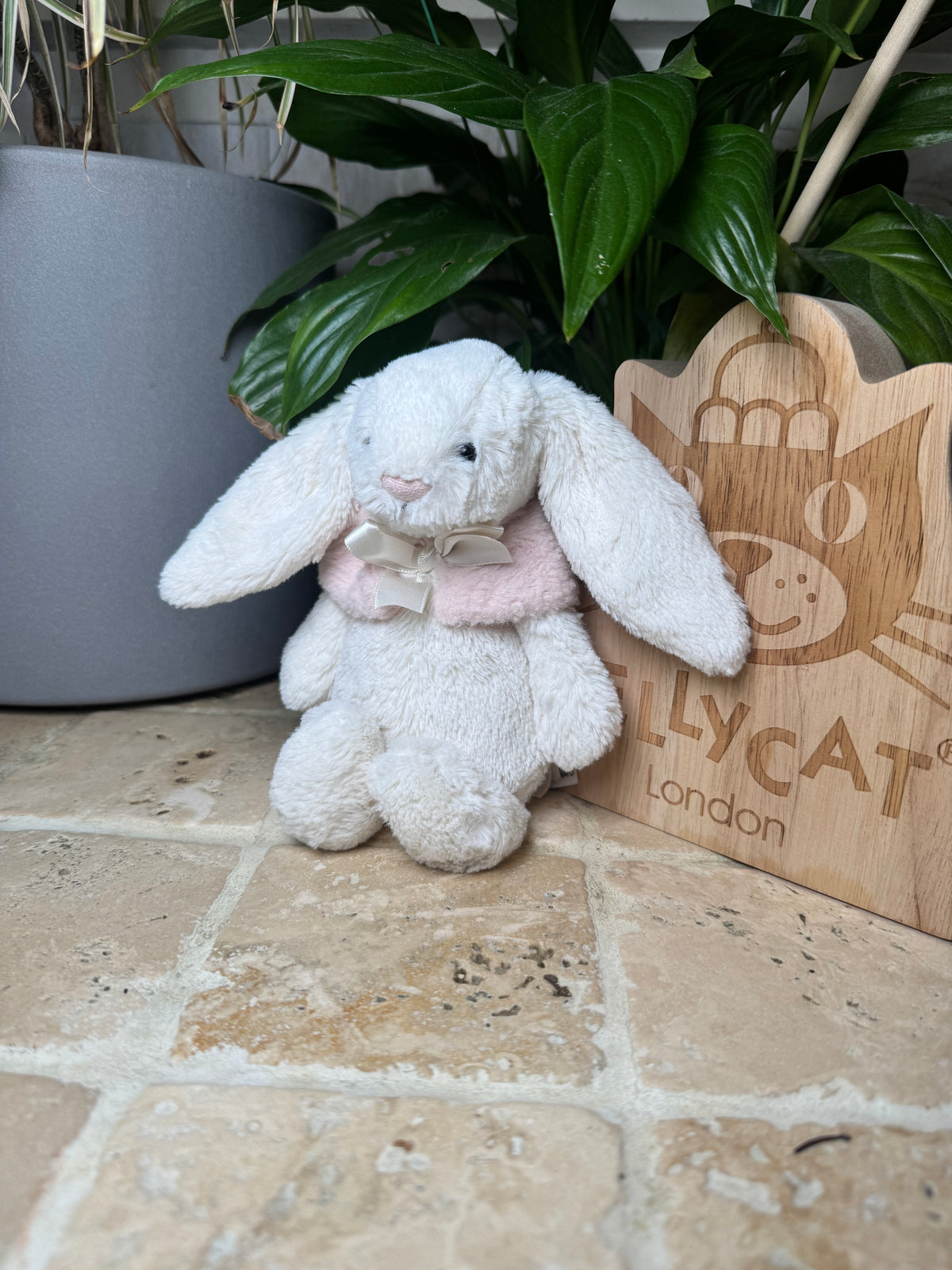 Jellycat Bashful Cream Snow Bunny