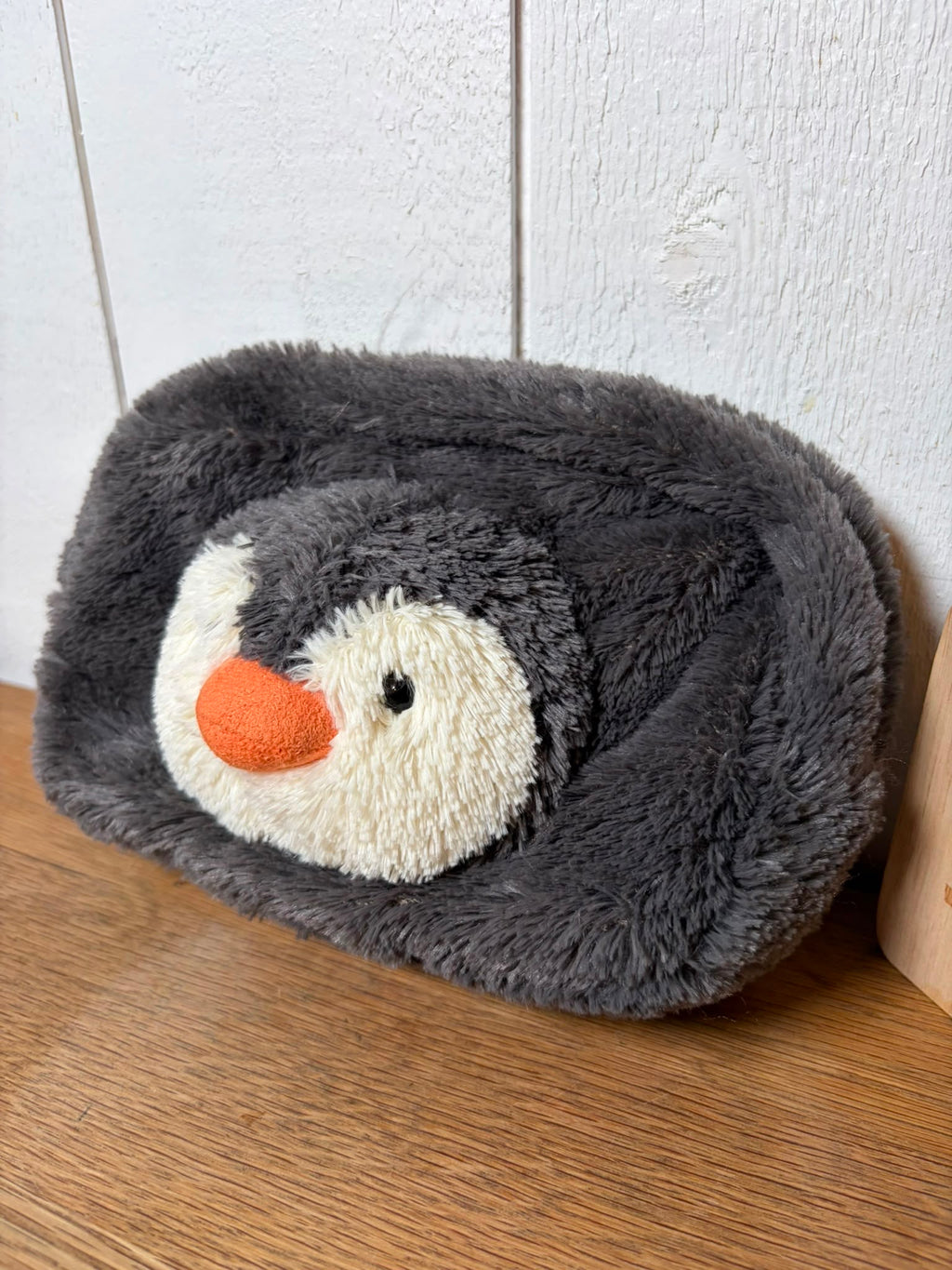Jellycat Peanut Penguin Pouch