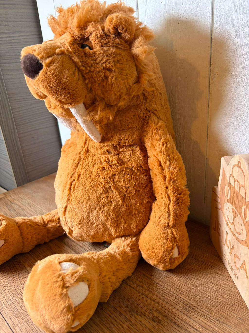 Jellycat Stellan Sabre Tooth Tiger