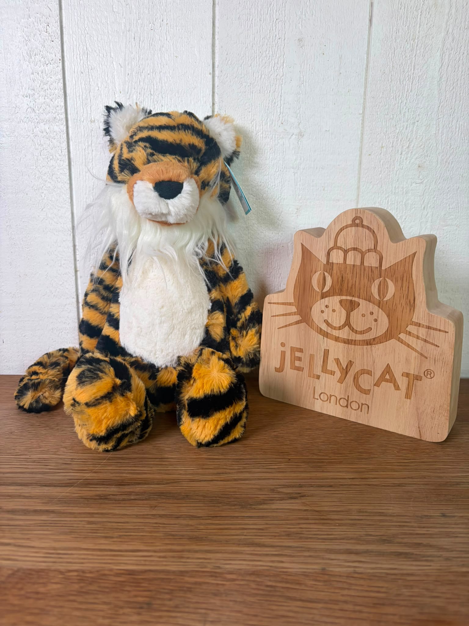 Jellycat Bashful Tiger - Ear Tag