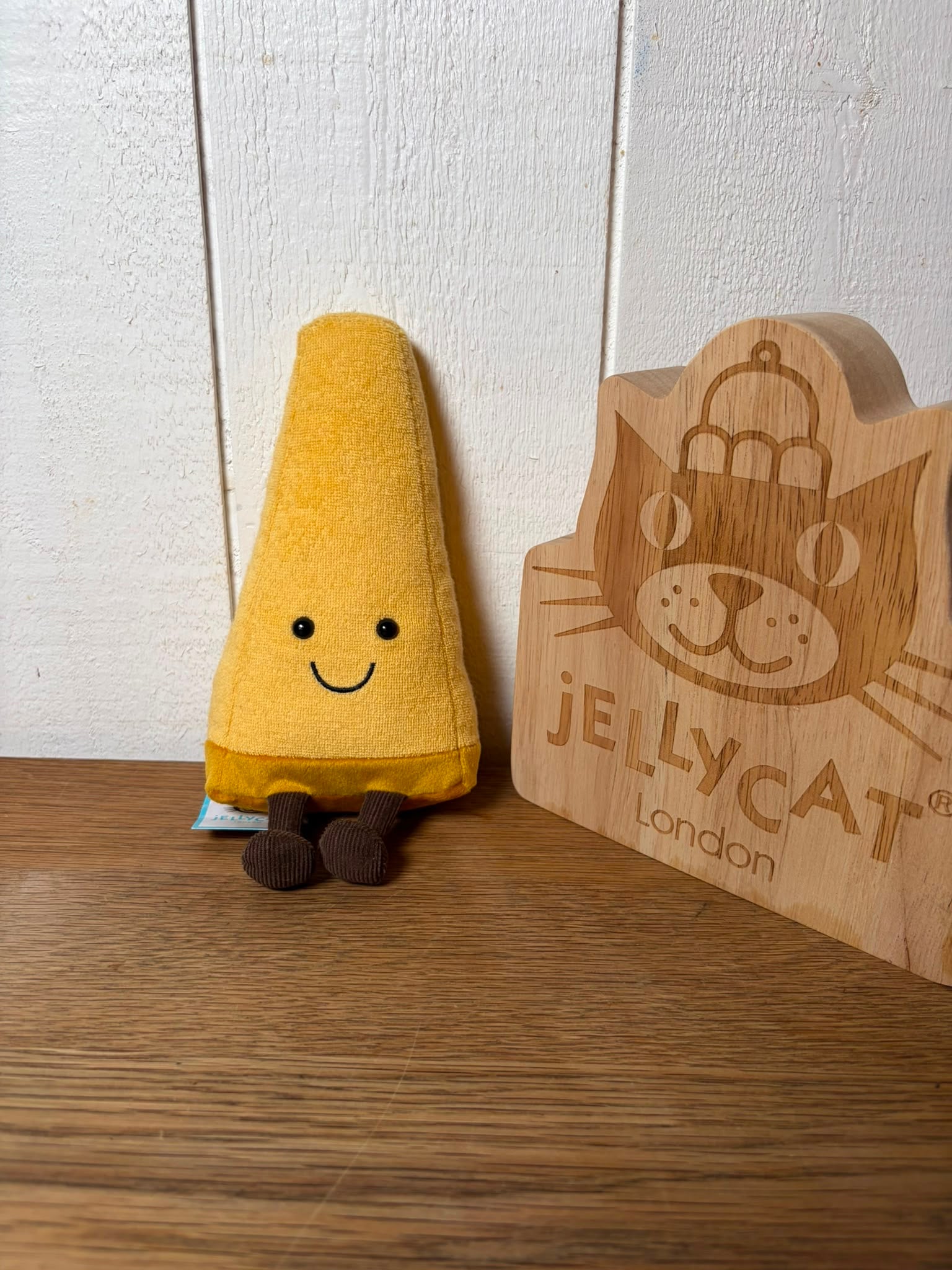Jellycat Amuseable Parmesan