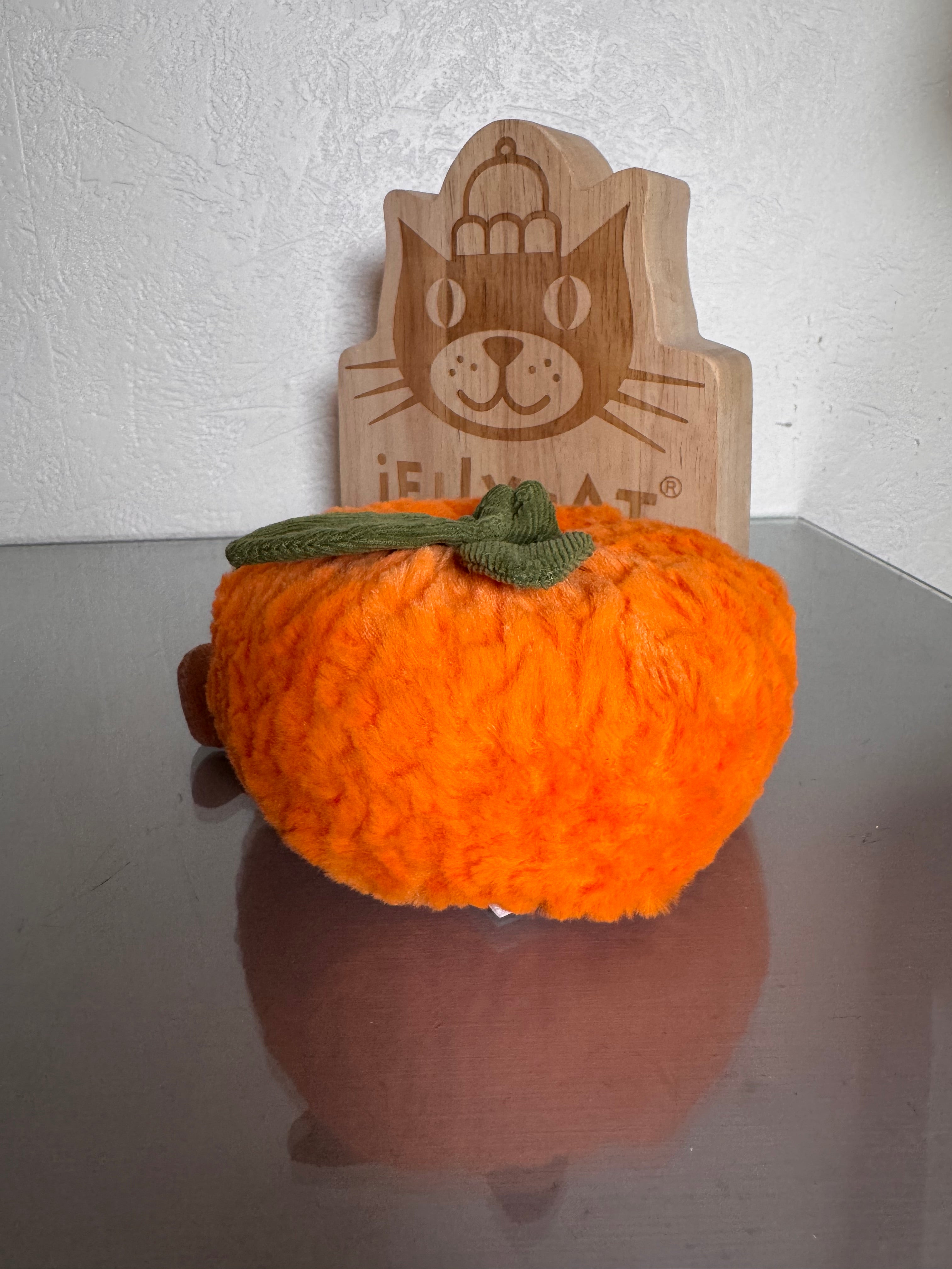 Small Amusable Clementine