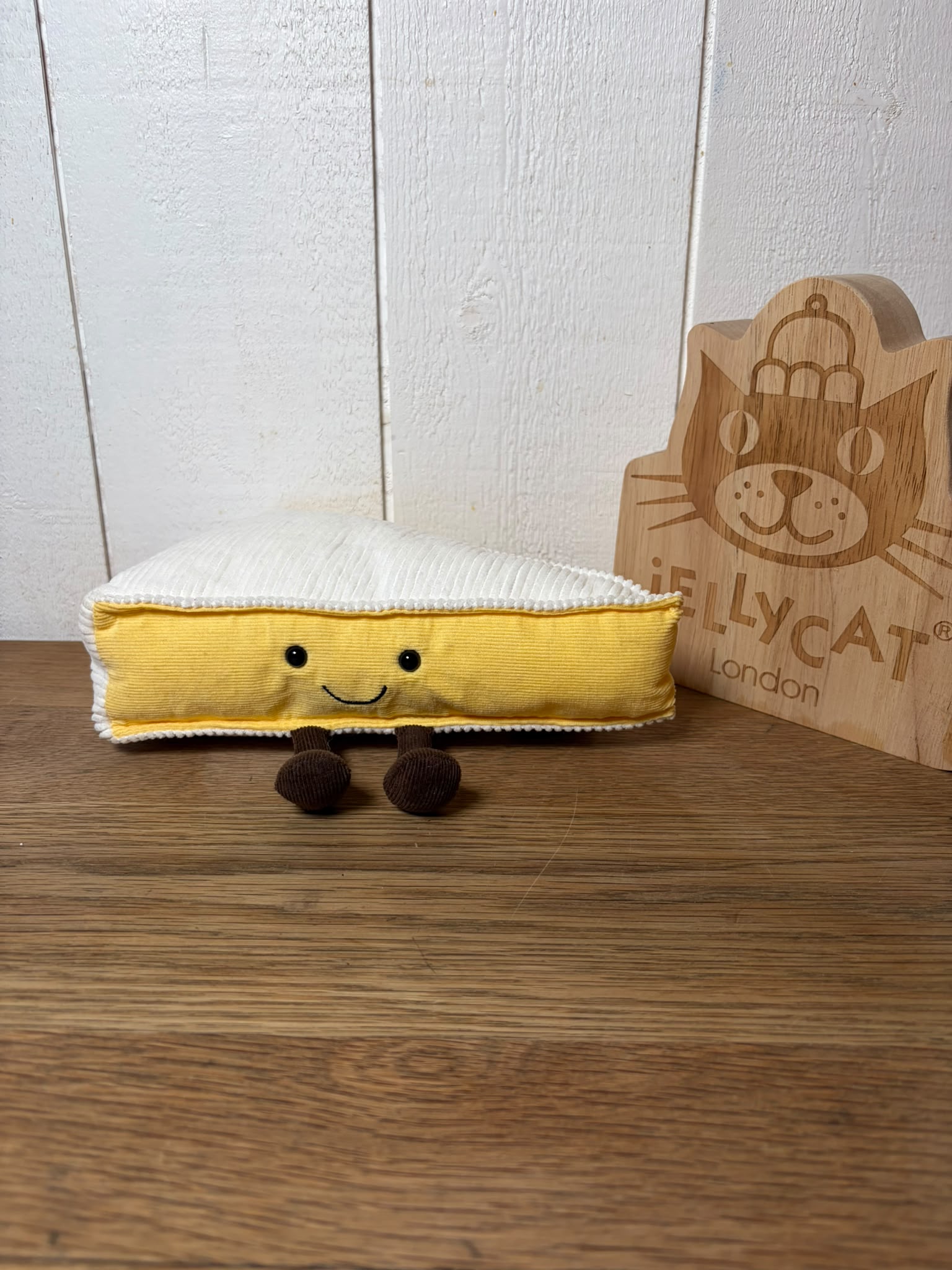 Jellycat Amuseable Brie