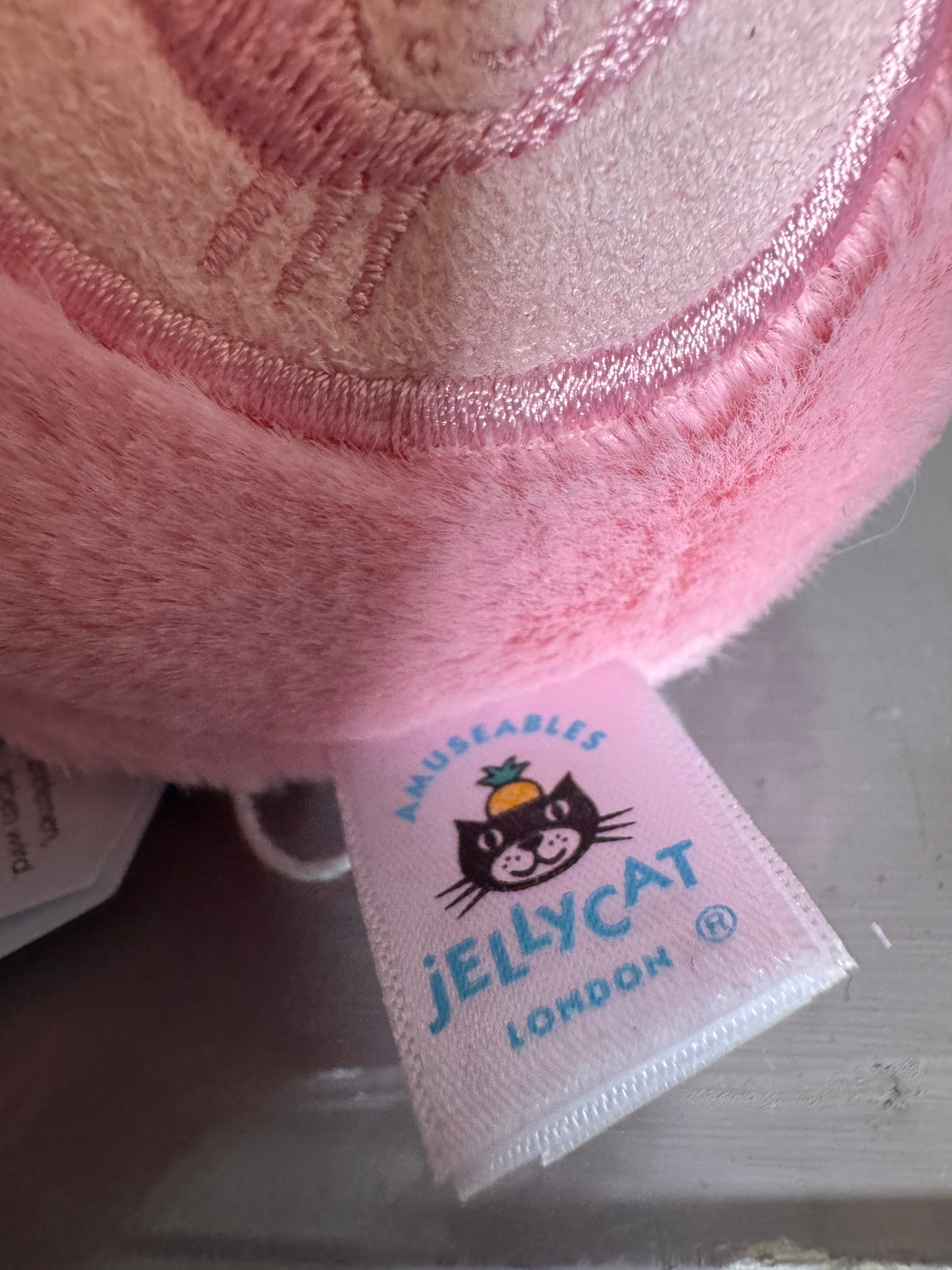 Mia Macaron
