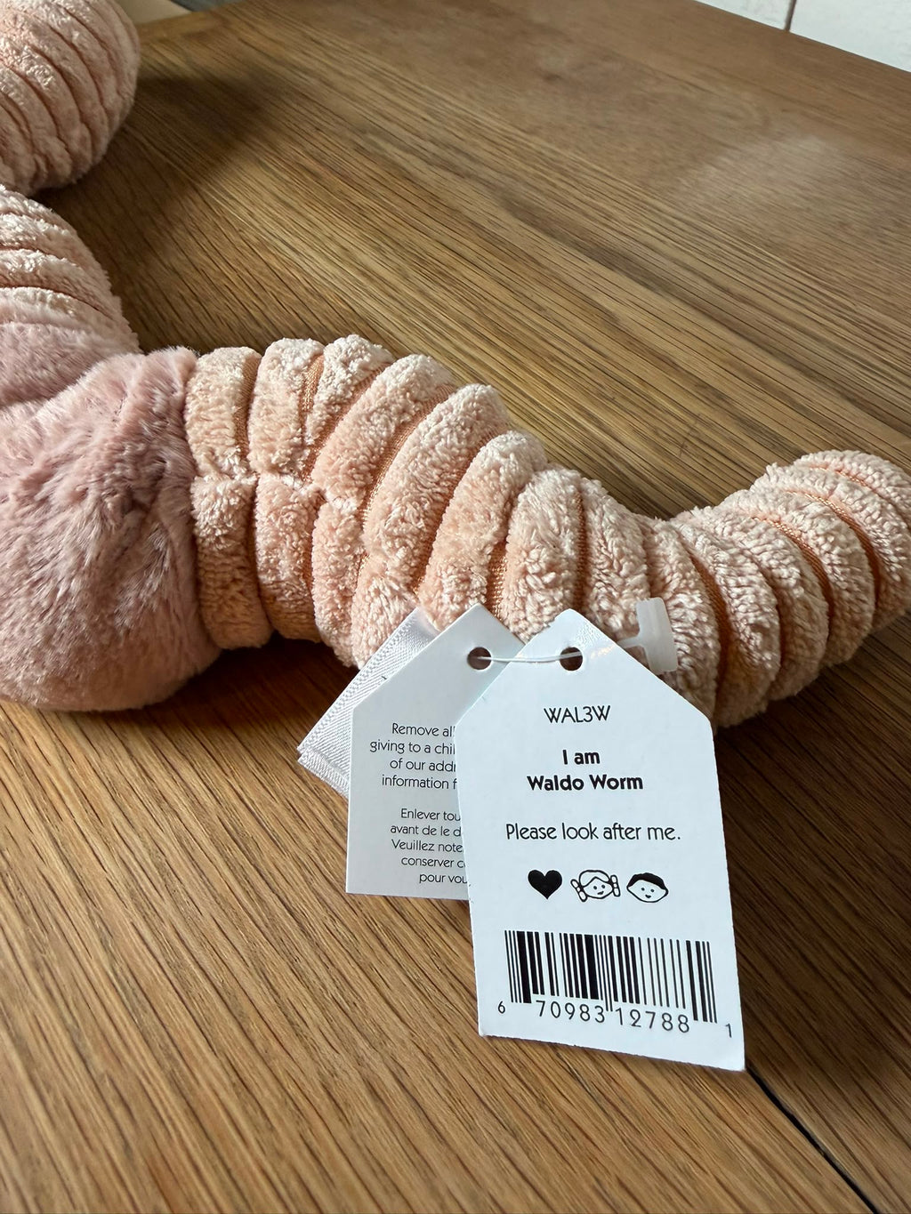 Jellycat Waldo Worm