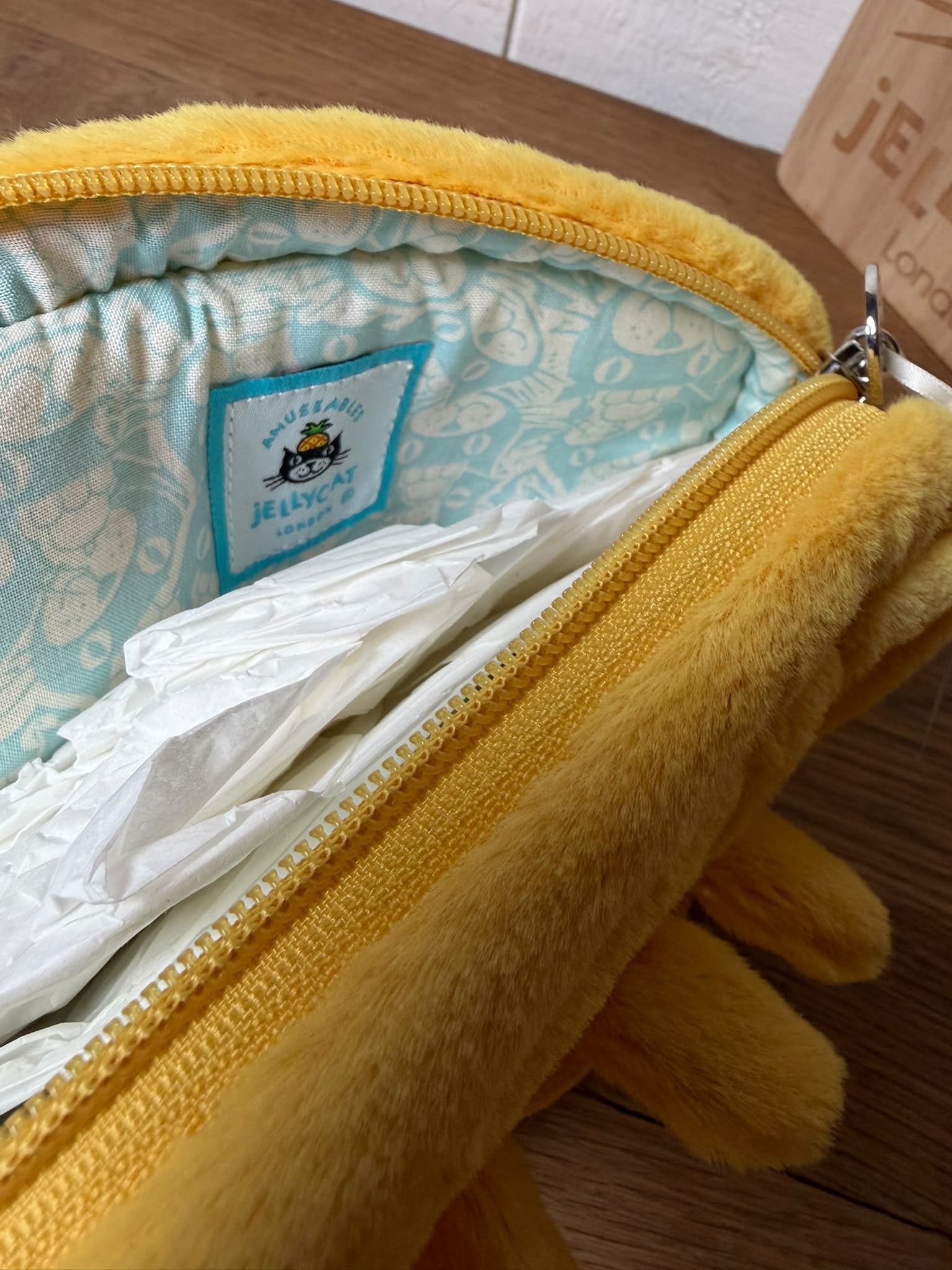 Jellycat Amuseable Sun Pouch