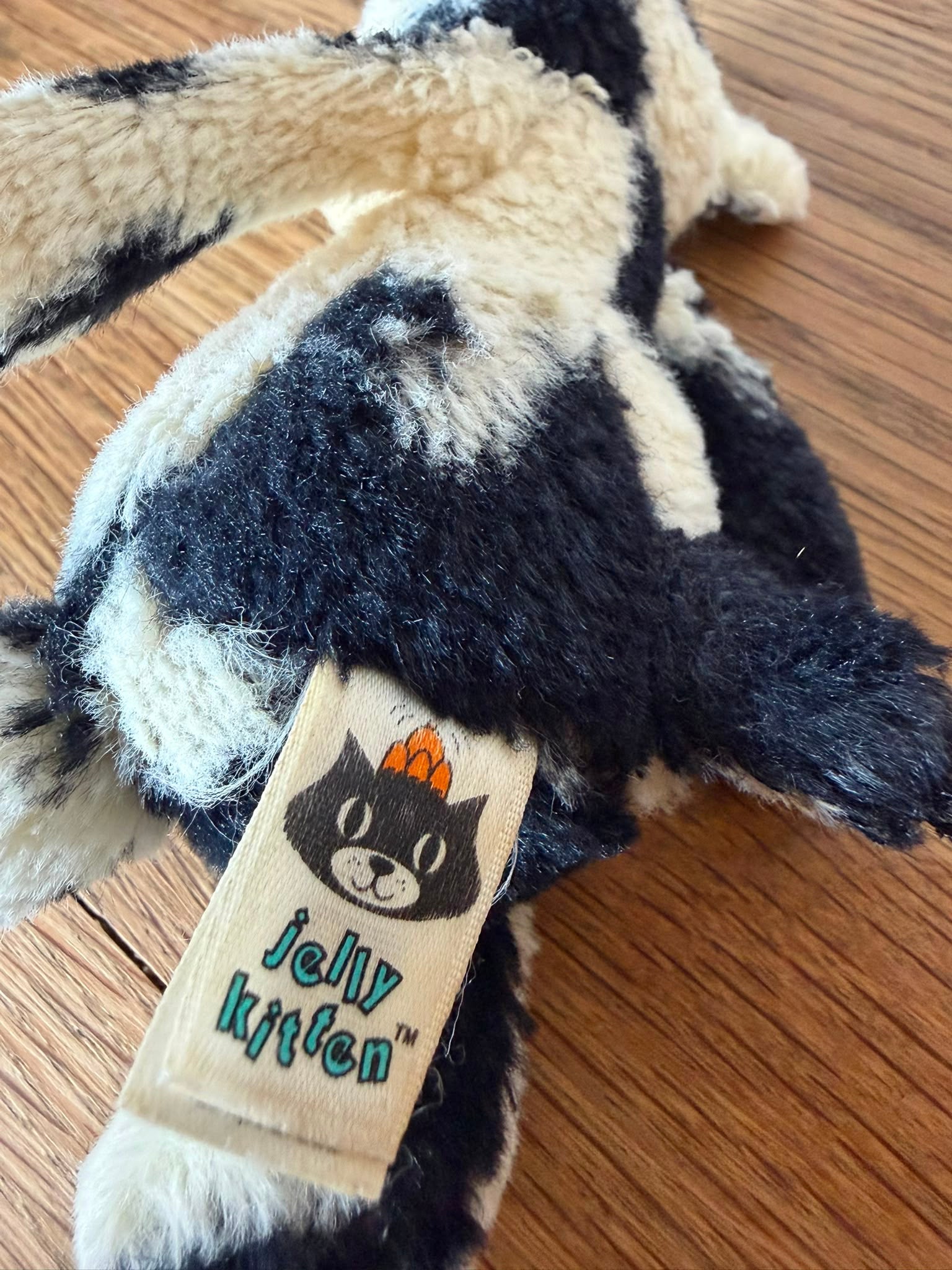 Jelly Kitten Bashful Calf Travel Set