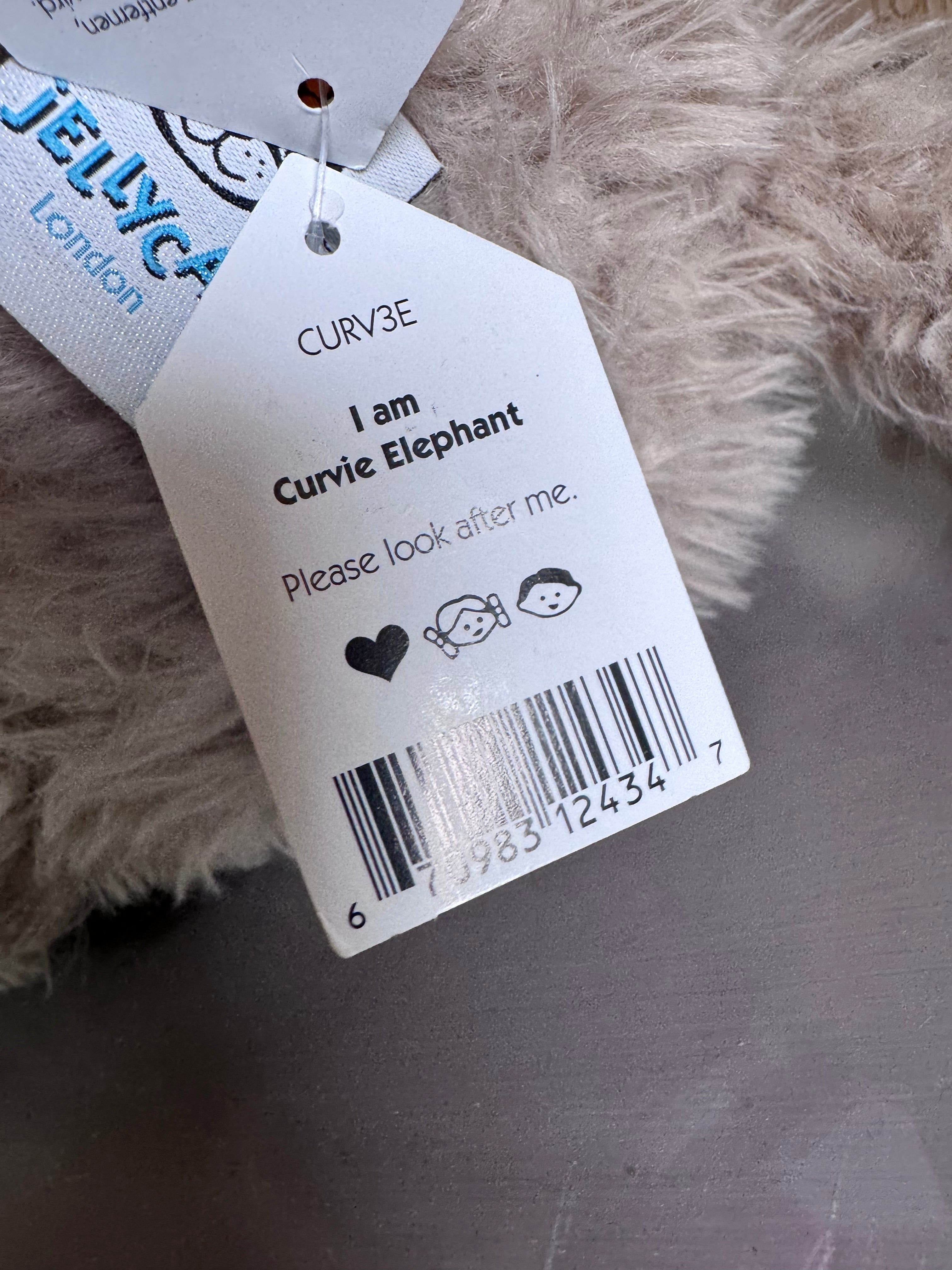 Curvie Elephant