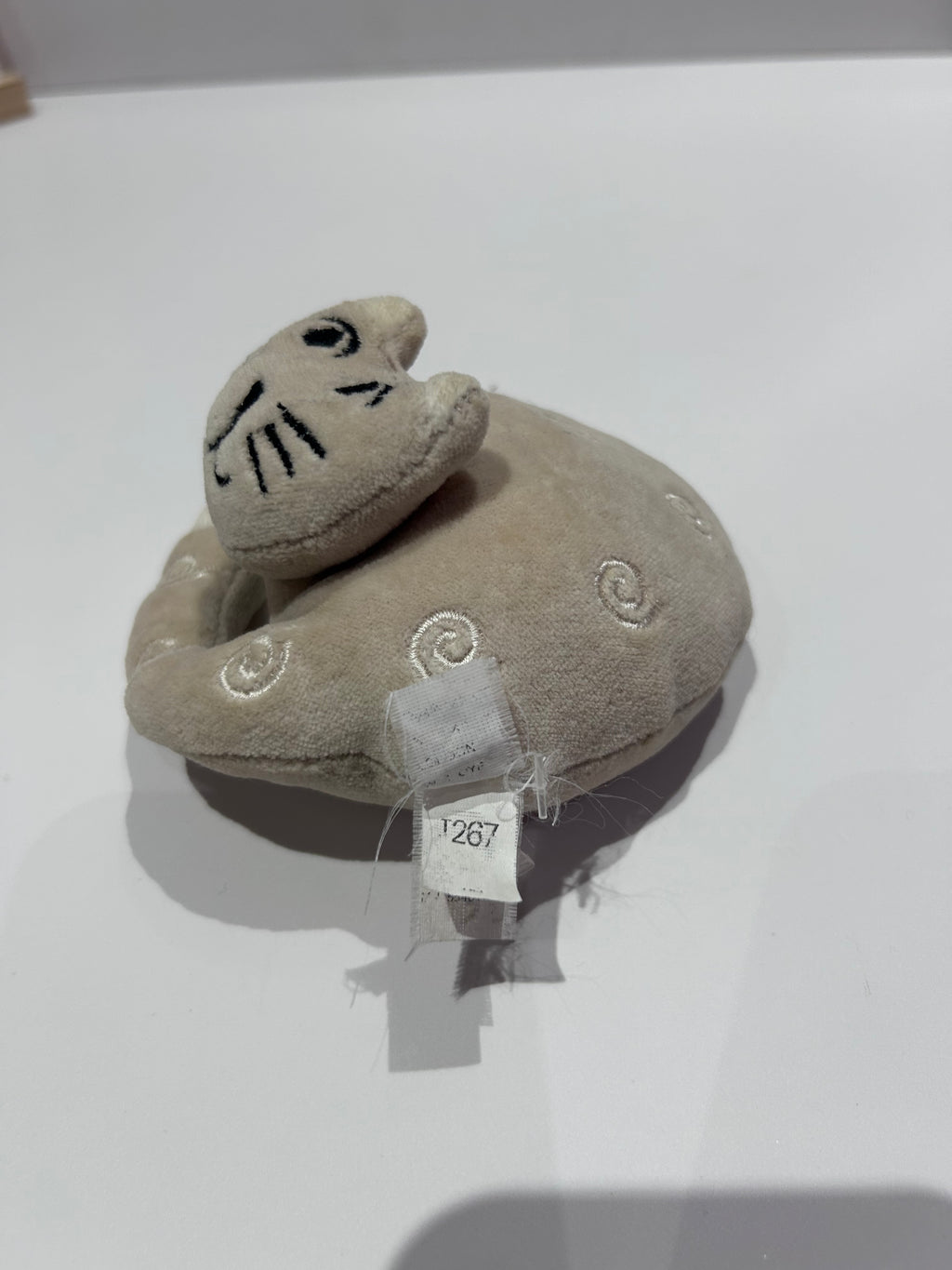 Jellycat Cat Nap Cream Swirls