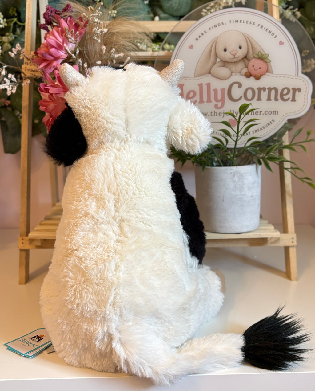 Jellycat Carey Calf Medium