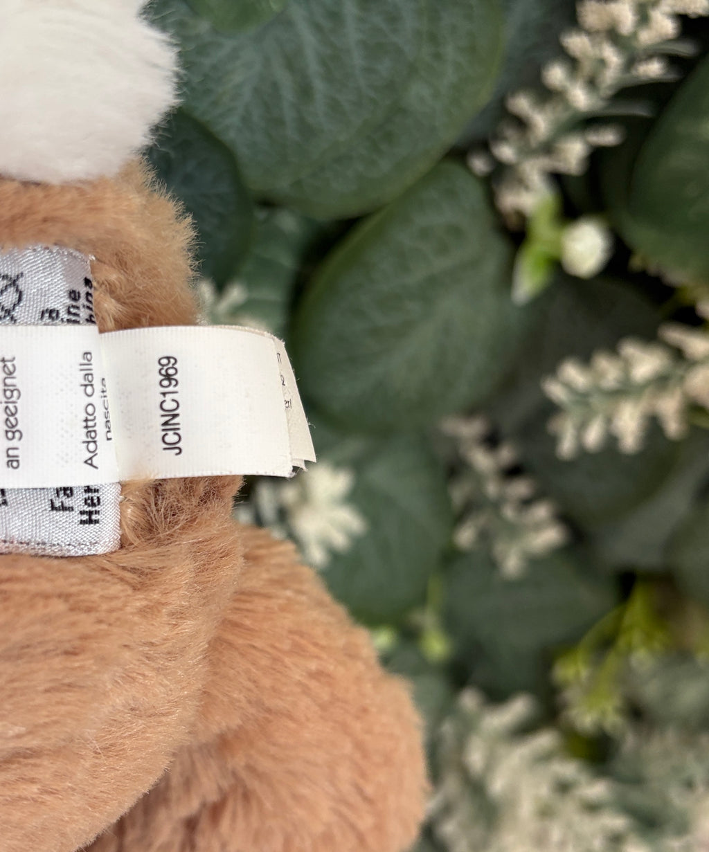Jellycat Medium Wriggle Bunny