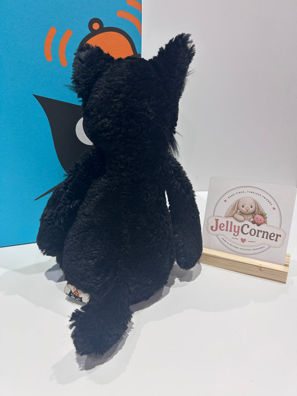 Medium Bashful Scottie Dog