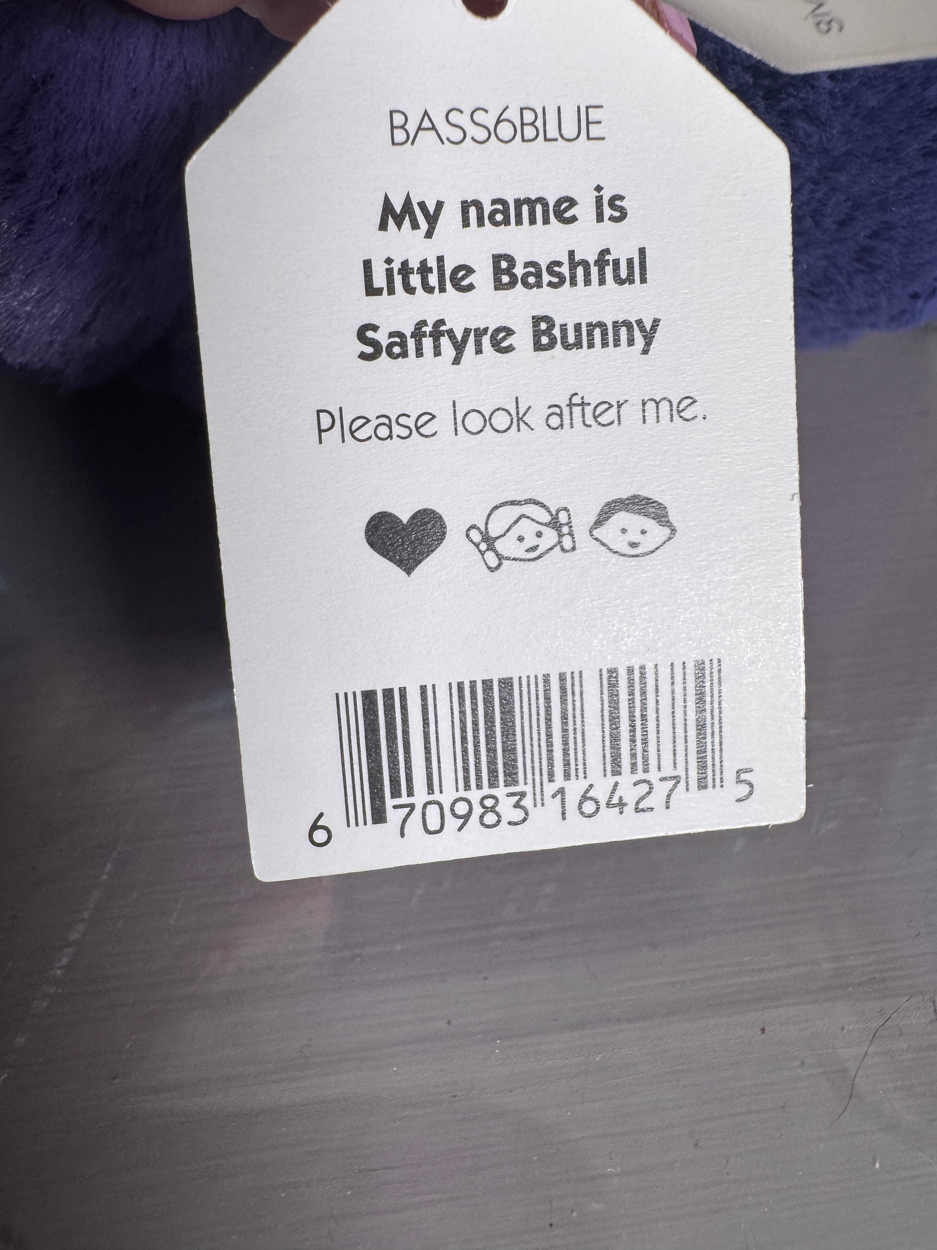 Small bashful Saffyre bunny