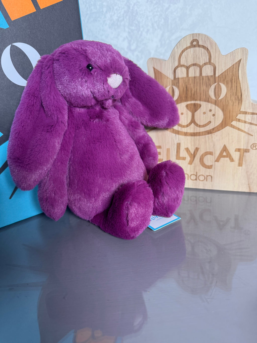 Small bashful Allium bunny