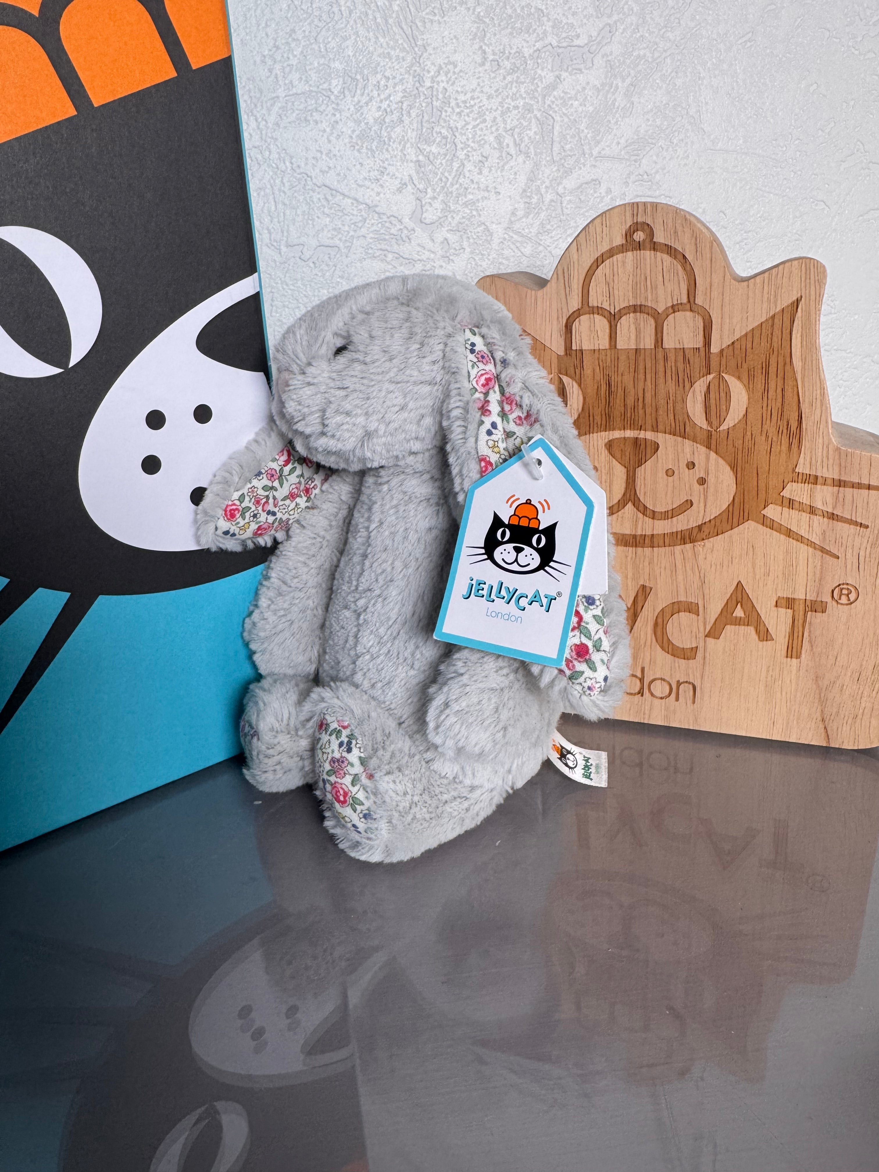 Small blossom silver bunny