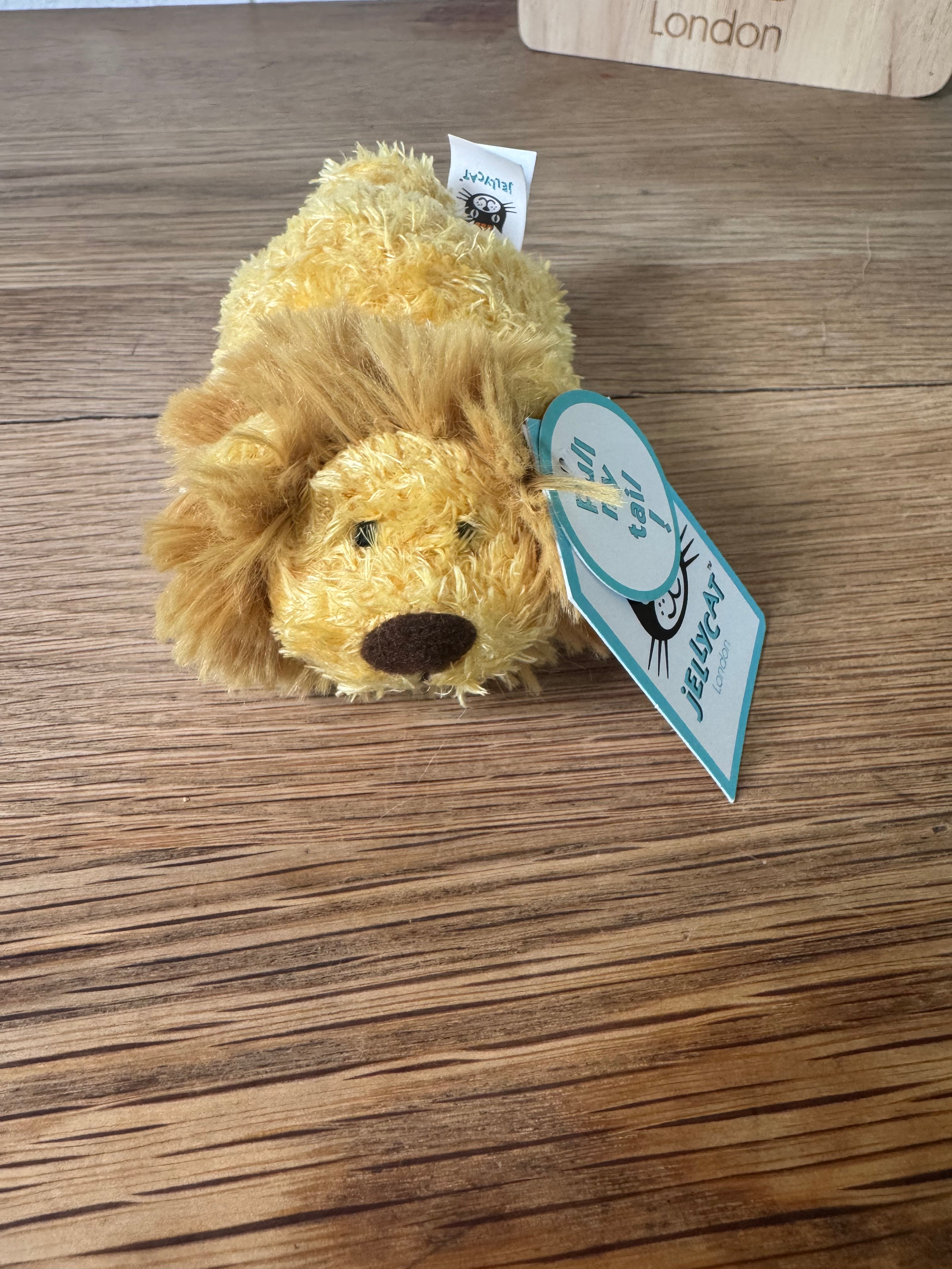 Jellycat Bobtail Lion