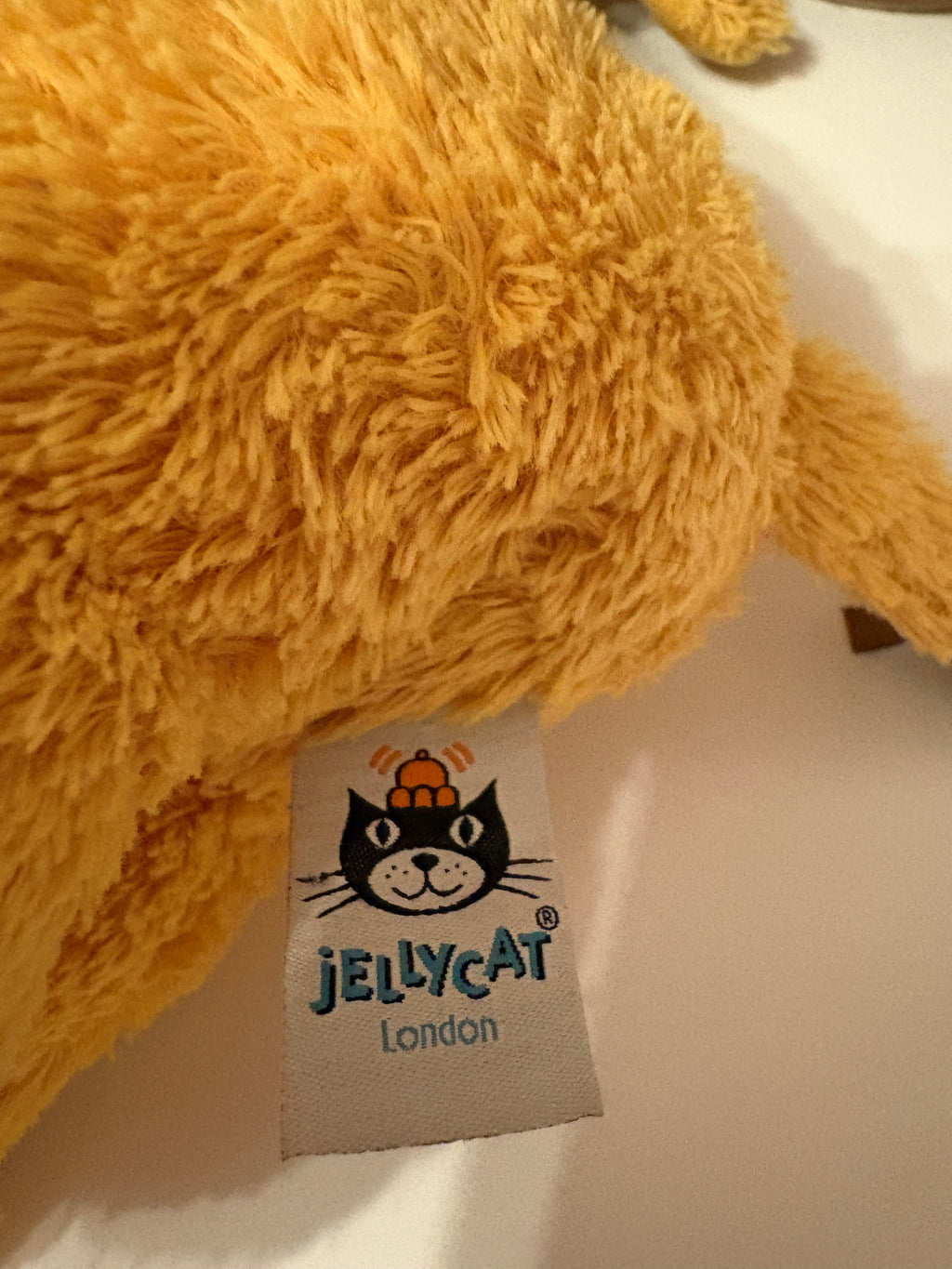 Jellycat Cushy Giraffe