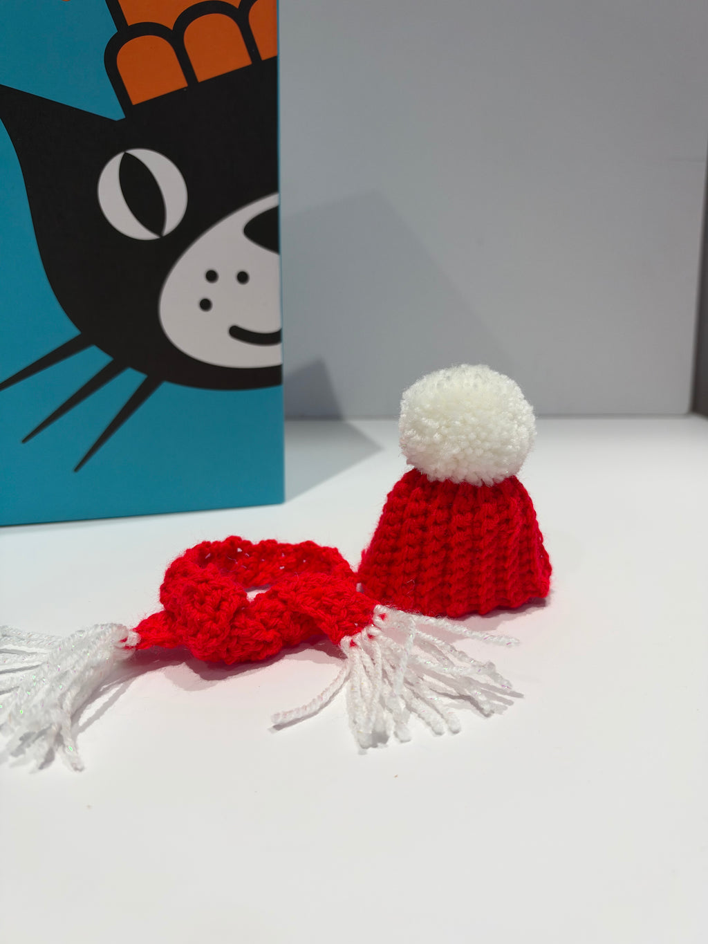 Christmas Hat & Scarf | Red