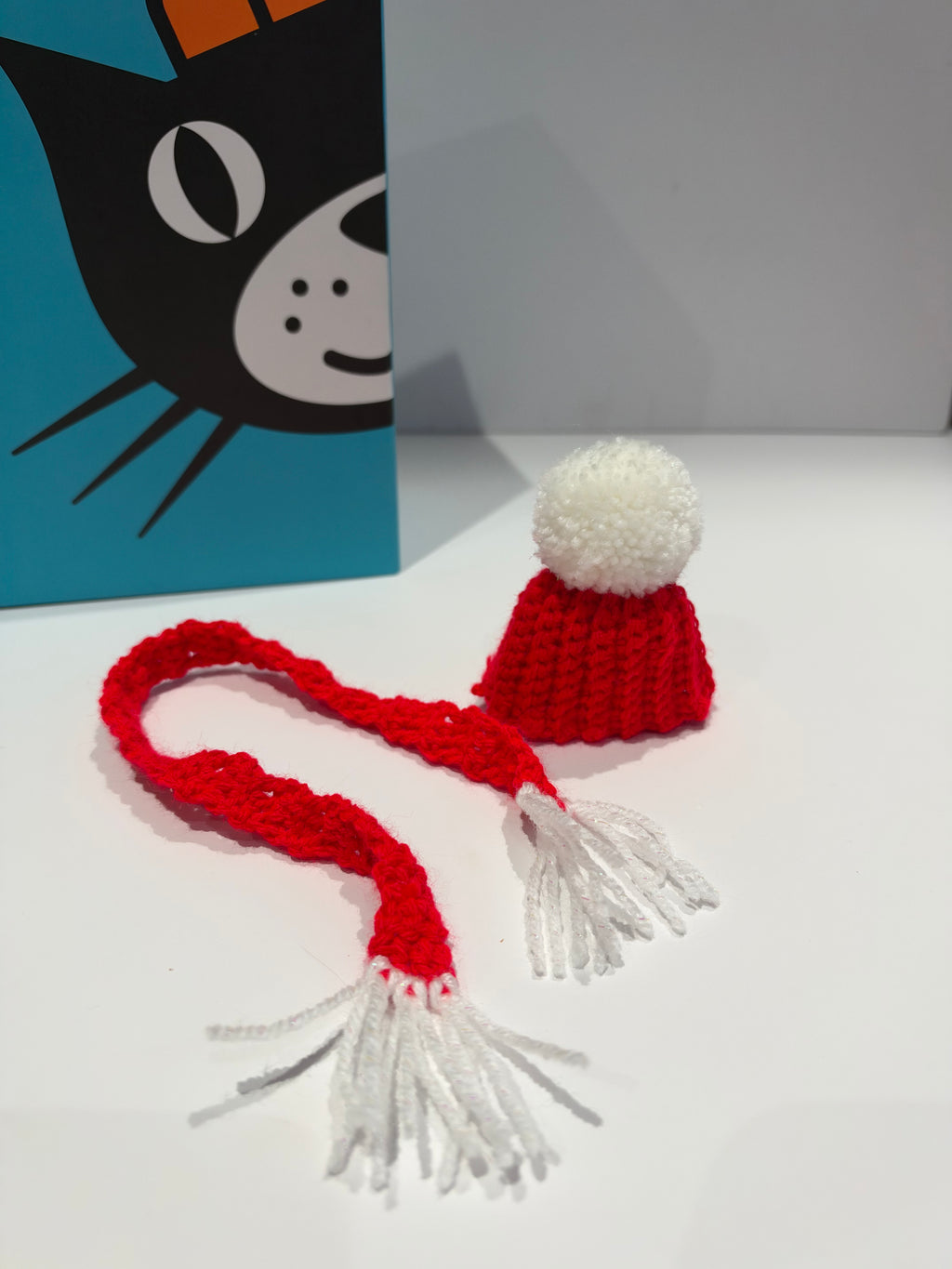 Christmas Hat & Scarf | Red