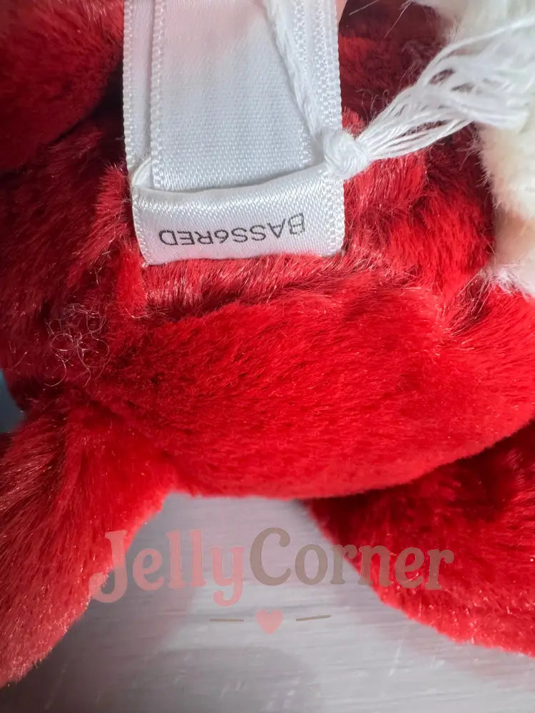Small bashful redcurrant bunny